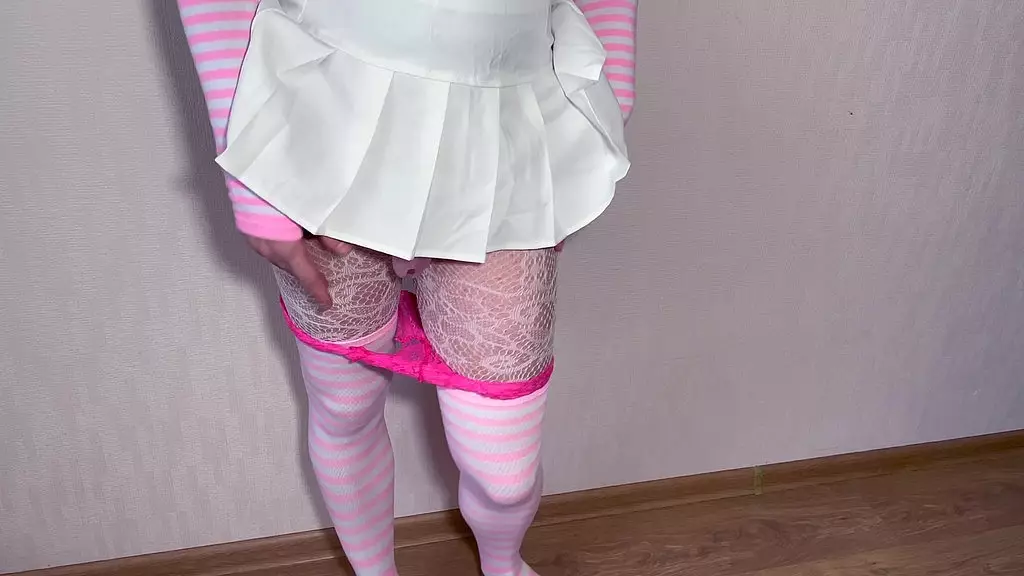 hot sissy waiting your dick