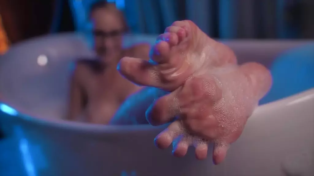 bubble bath foot joi