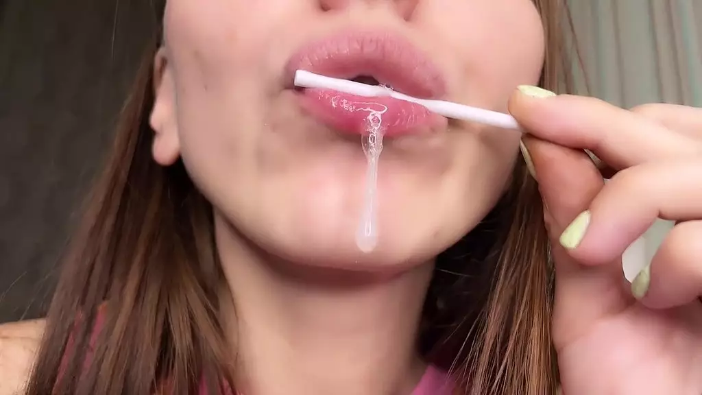 sloppy chewing gum