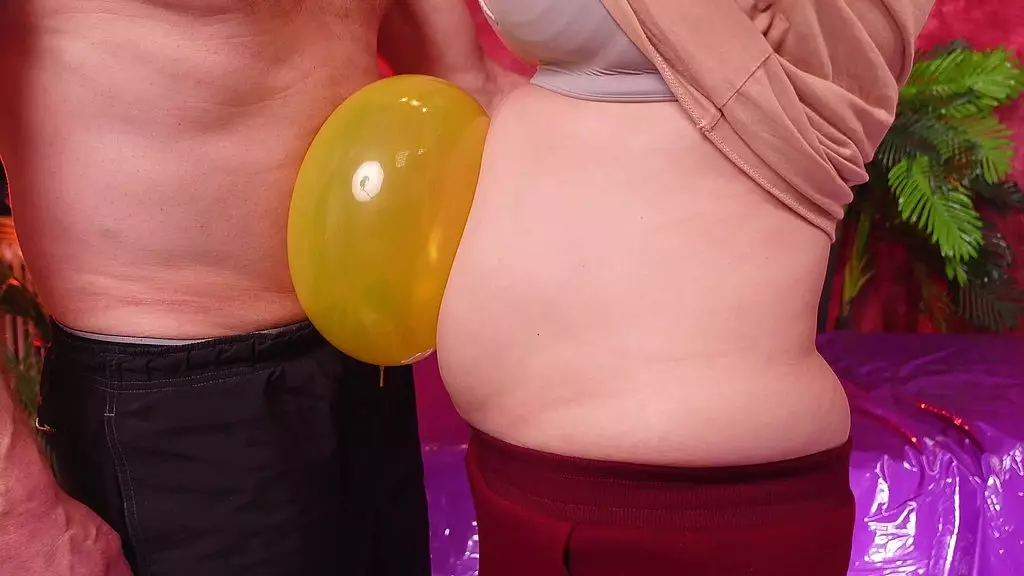belly button and air balloon fetish b2p blow to pop