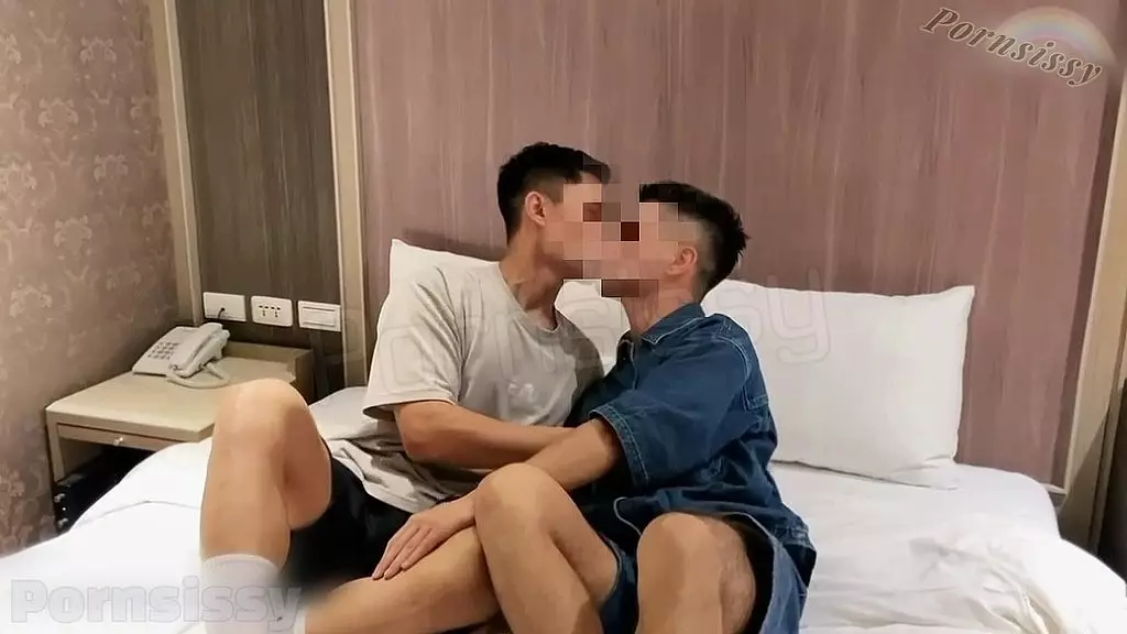 couple twink asian amateur handsome fucking bareback