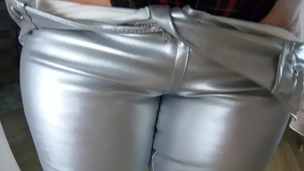 milfycalla very shiny leggins and a lot of cum on new puffy downjacket 171