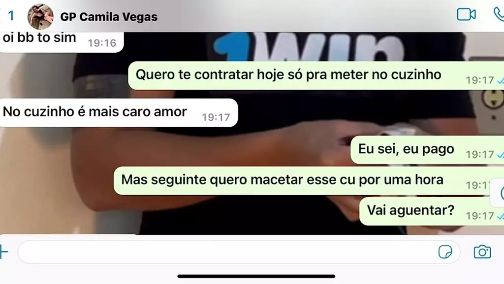 foda anal, arrombei o cu da prostituta contratei essa puta para estourar seu cu completo