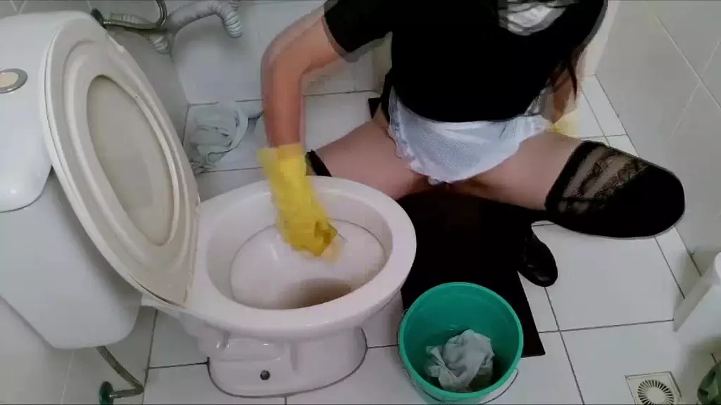 yummy girl in domestic servitude roleplay