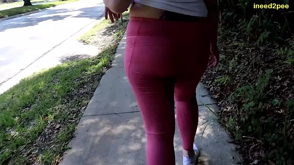 whitney morgan wetting her spandex outside in public