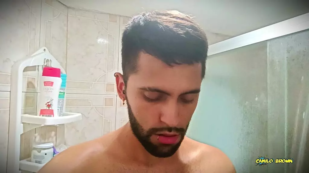 no hands water masturbation. letting the stream of water fall on my big uncut latino cock until it makes me cum hands free ?