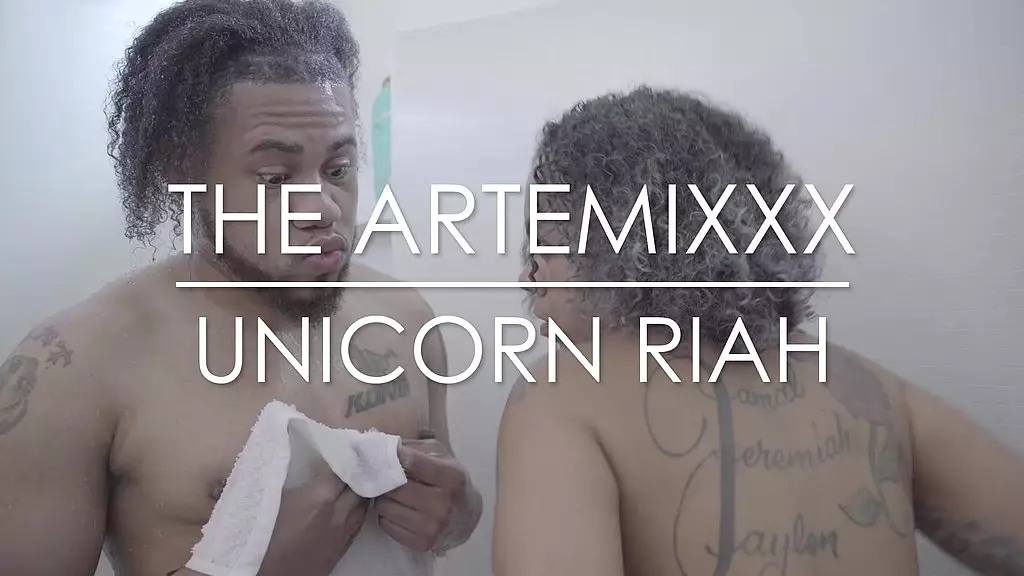 the artemixxx fucks stranger unicornriah in the shower