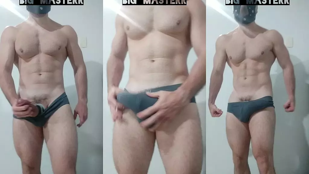 big_masterr - flexing and teasing with my big bulge