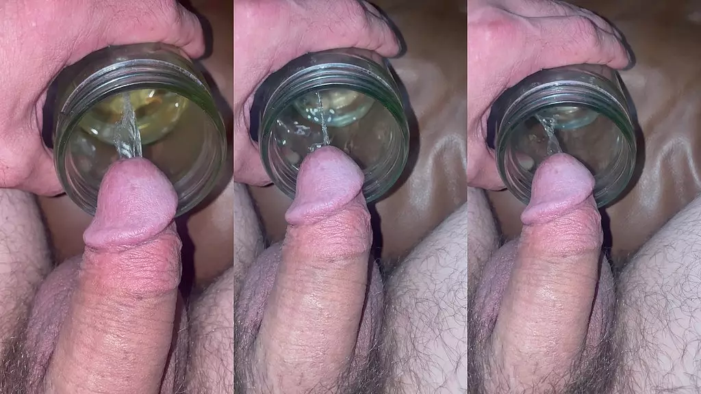 i love pissing in cups