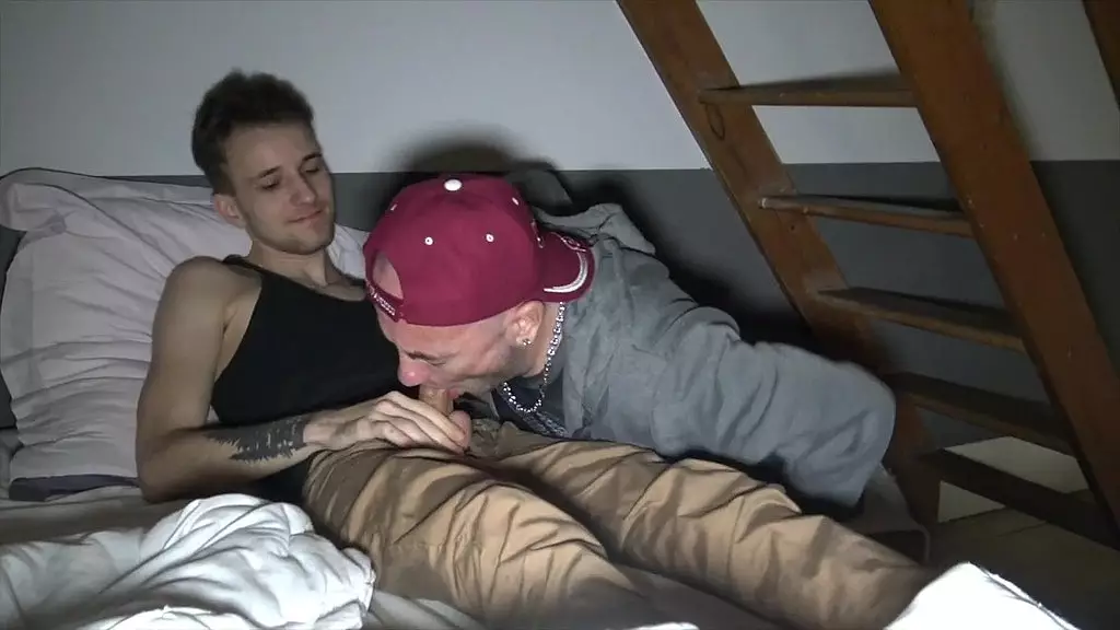 bottom french daddy fucked by twink for financila motivation