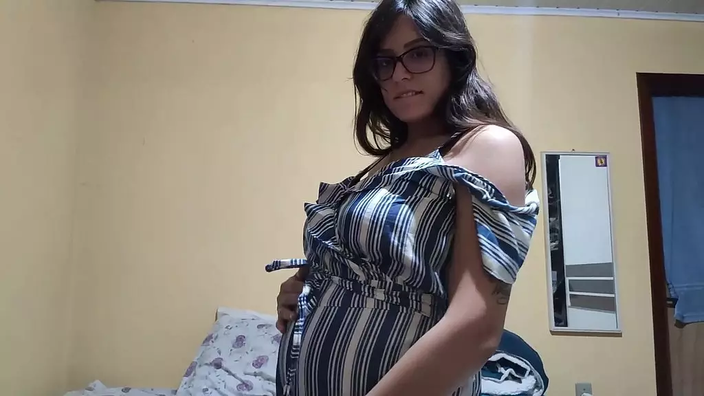 busty pregnant makes you cum w/ her tits